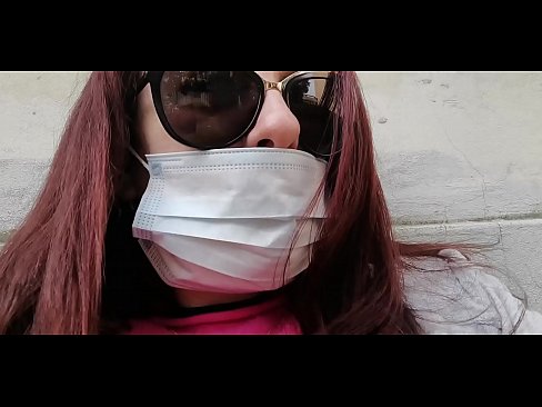❤️ Η Νικολέτα εκδικείται τον γείτονά της και κατουράει στο γκαράζ του (Ειδικό Covid19 Ιταλική καραντίνα) ❤ Σεξ βίντεο